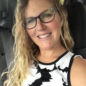 Meet your Posher, Stephanie